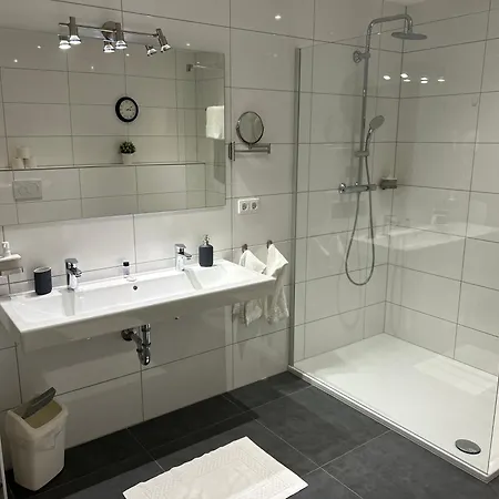 Rosenhof Gmbh Ramstein-Miesenbach